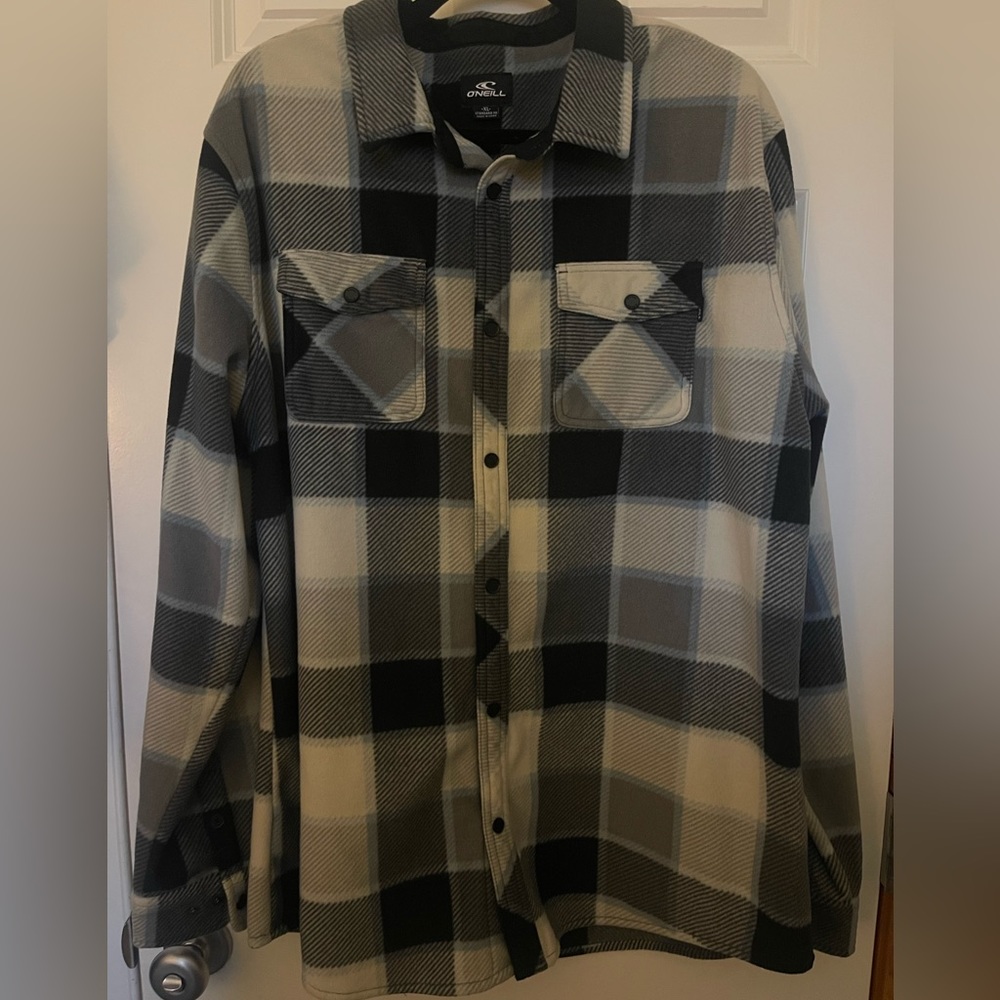 O’Neill men’s XL, standard fit fleece shirt